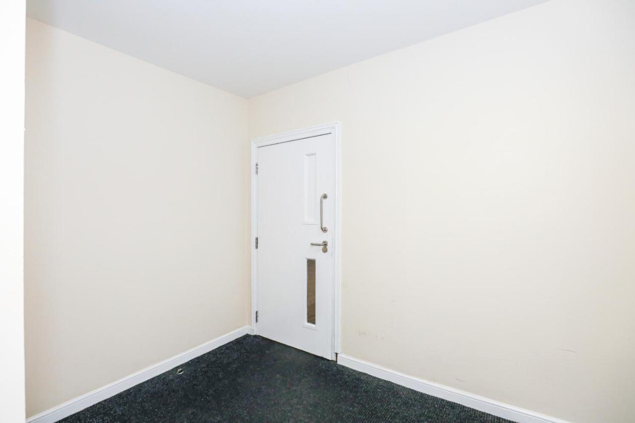 Waterfront Castle View 3 Bed * EDI